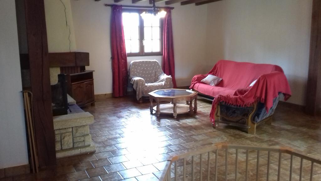 Gite Du Vieux Charme Villa Saint-Amand-en-Puisaye Exterior photo